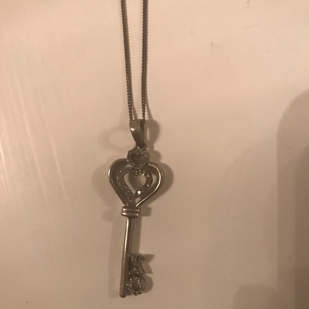 Kay jewelers sterling silver key necklace